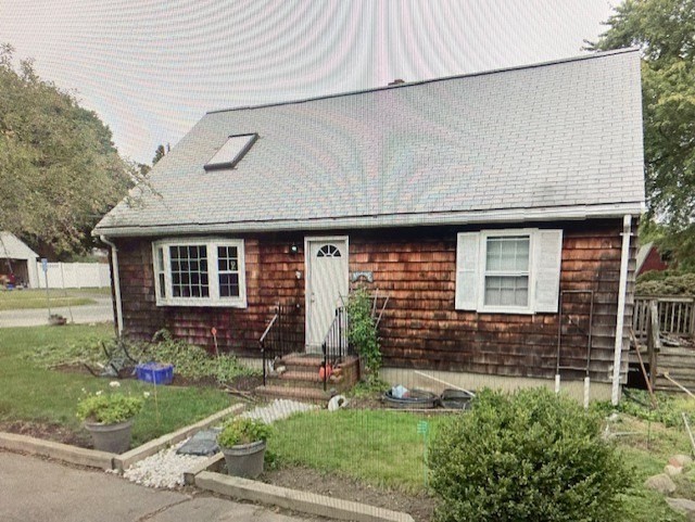 22 Kittredge, Beverly, Massachusetts, 3 Bedrooms Bedrooms, 6 Rooms Rooms,1.5 BathroomsBathrooms,Residential,For Sale,Kittredge,73314289