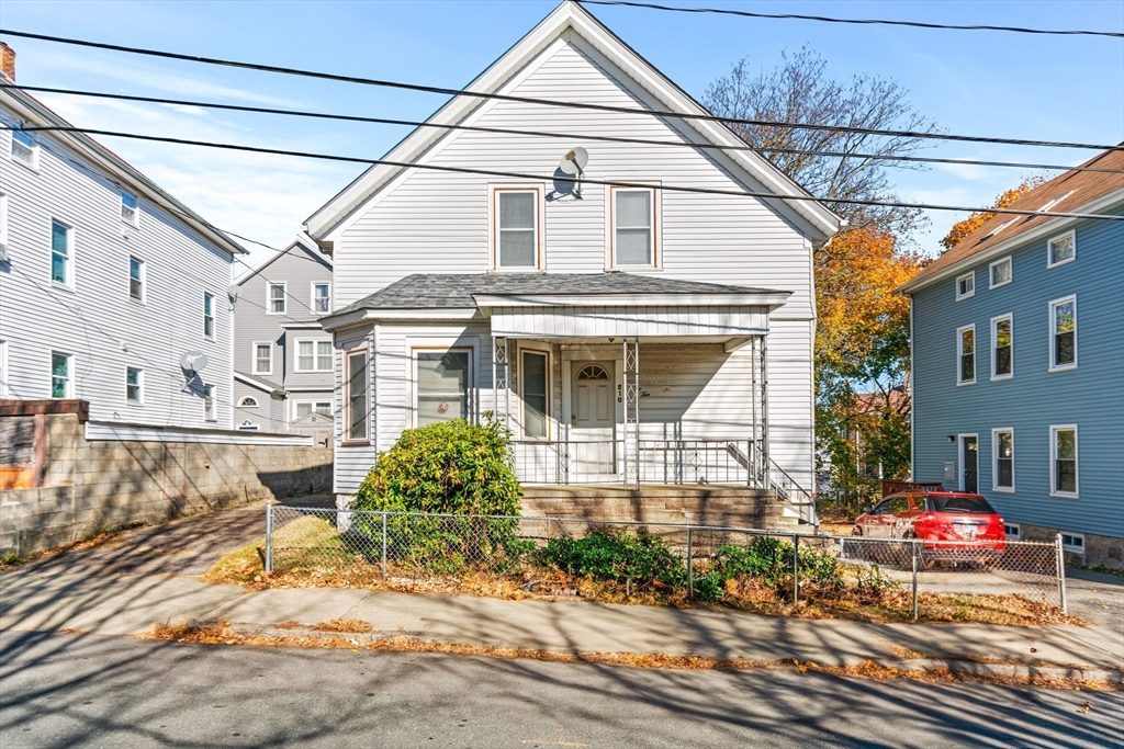 210 Tecumseh St, Fall River, Massachusetts, 5 Bedrooms Bedrooms, 8 Rooms Rooms,2 BathroomsBathrooms,Residential,For Sale,Tecumseh St,73314302