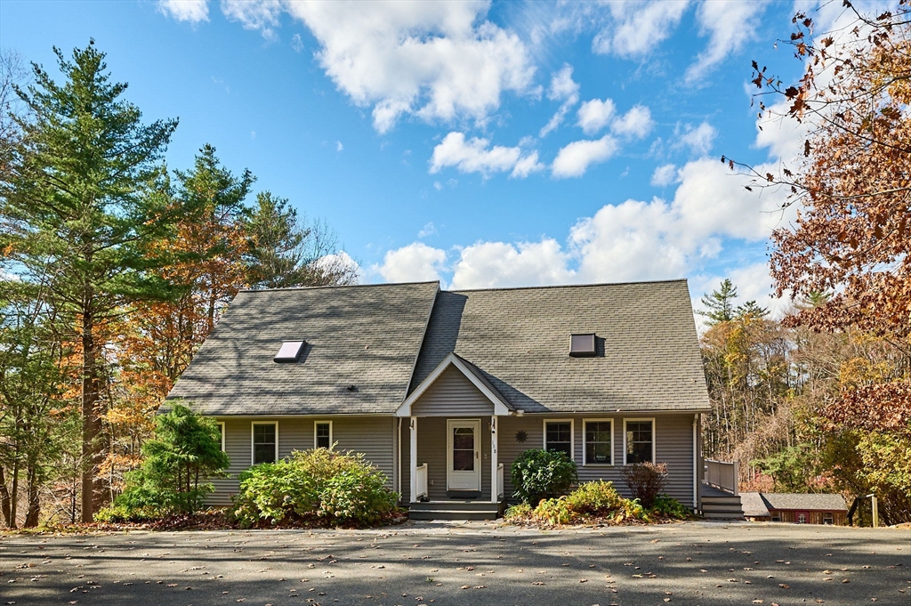 188 Skinner Rd, Shelburne, Massachusetts, 6 Bedrooms Bedrooms, 9 Rooms Rooms,3.5 BathroomsBathrooms,Residential,For Sale,Skinner Rd,73314304