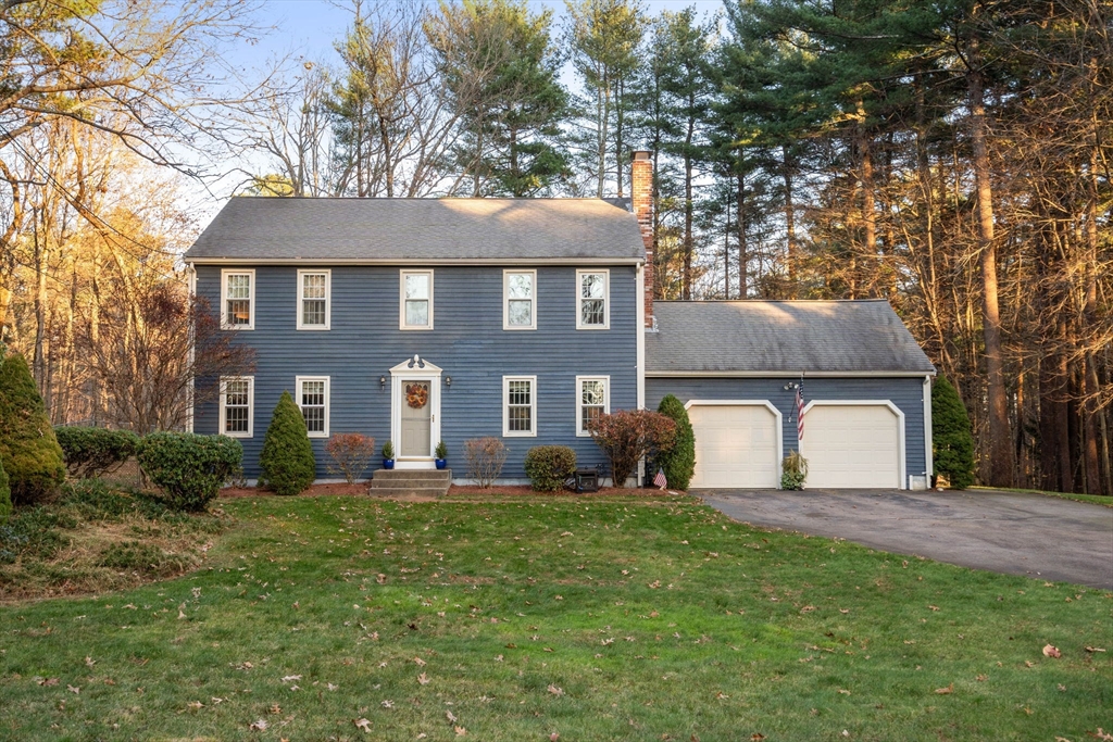 83 Cedar, Walpole, Massachusetts, 4 Bedrooms Bedrooms, 8 Rooms Rooms,2.5 BathroomsBathrooms,Residential,For Sale,Cedar,73314230