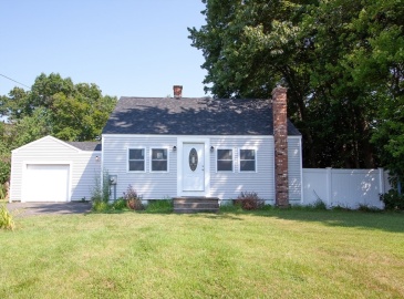 57 Pleasant St, Ludlow, Massachusetts, 4 Bedrooms Bedrooms, 7 Rooms Rooms,3 BathroomsBathrooms,Residential,For Sale,Pleasant St,73265554