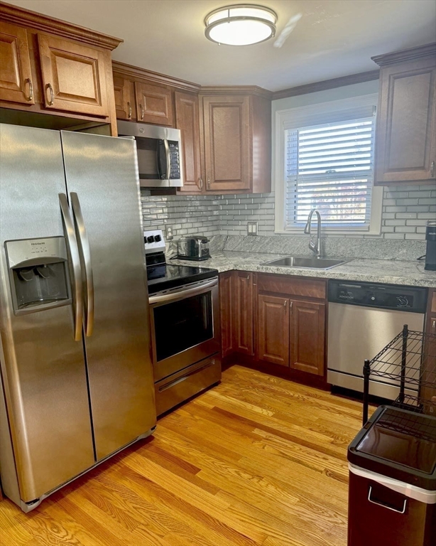 6 Ledgewood Road, Boston, Massachusetts, 2 Bedrooms Bedrooms, 4 Rooms Rooms,1 BathroomBathrooms,Residential Lease,For Rent,Ledgewood Road,73314548