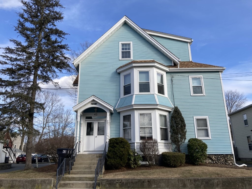 43 Washington St., Natick, Massachusetts, 3 Bedrooms Bedrooms, 7 Rooms Rooms,1 BathroomBathrooms,Residential Lease,For Rent,Washington St.,73314616