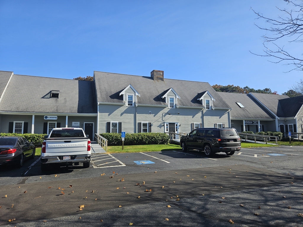 902 Route 134, Dennis, Massachusetts, ,Commercial Lease,For Rent,Route 134,73314687