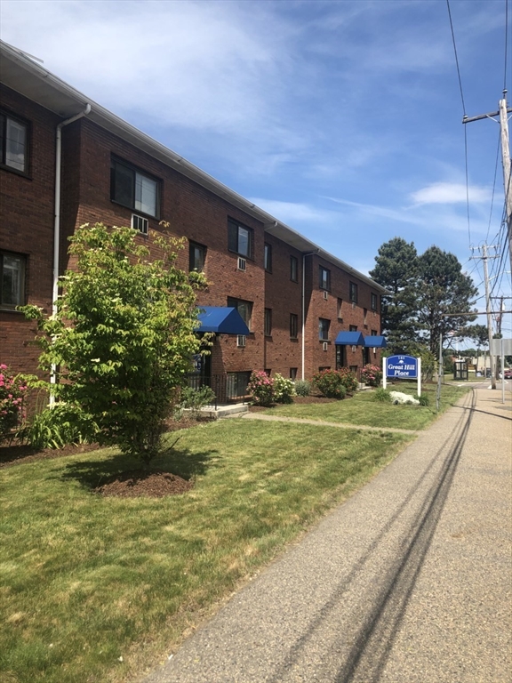 580 Bridge Street, Weymouth, Massachusetts, 1 Bedroom Bedrooms, 3 Rooms Rooms,1 BathroomBathrooms,Residential Lease,For Rent,Bridge Street,73314738