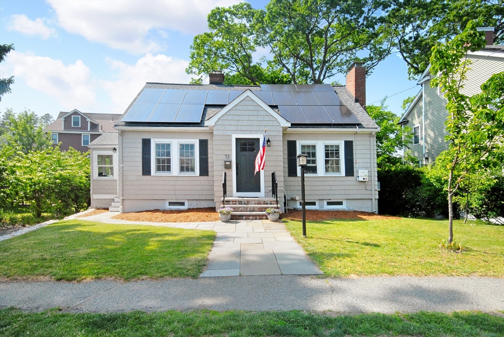 73 Grandview Rd., Arlington, Massachusetts, 4 Bedrooms Bedrooms, 11 Rooms Rooms,4 BathroomsBathrooms,Residential,For Sale,Grandview Rd.,73314890