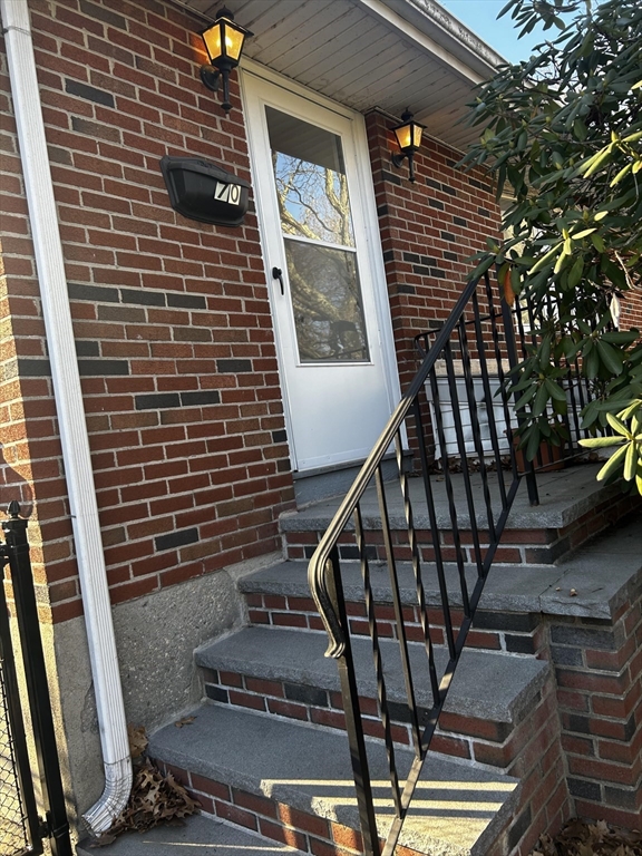 70 Brucewood St, Boston, Massachusetts, 3 Bedrooms Bedrooms, 9 Rooms Rooms,2 BathroomsBathrooms,Residential,For Sale,Brucewood St,73315061