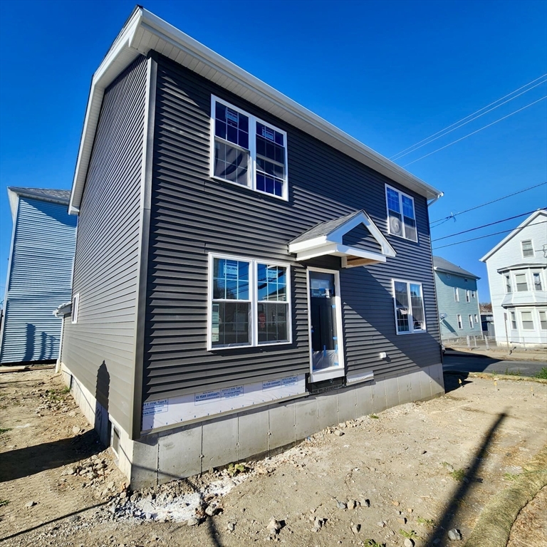 11 Rocliffe St., Fall River, Massachusetts, 3 Bedrooms Bedrooms, 9 Rooms Rooms,2.5 BathroomsBathrooms,Residential,For Sale,Rocliffe St.,73315078