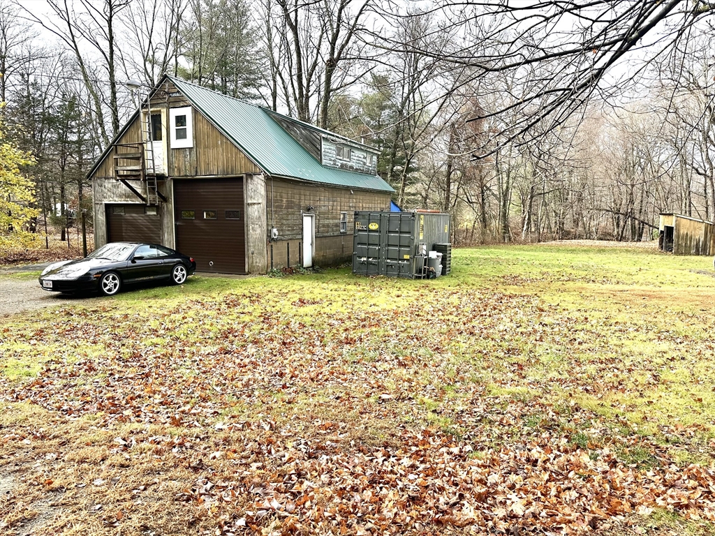 24 Steam Mill Rd, Deerfield, Massachusetts, 1 Bedroom Bedrooms, 3 Rooms Rooms,1.5 BathroomsBathrooms,Residential,For Sale,Steam Mill Rd,73315172