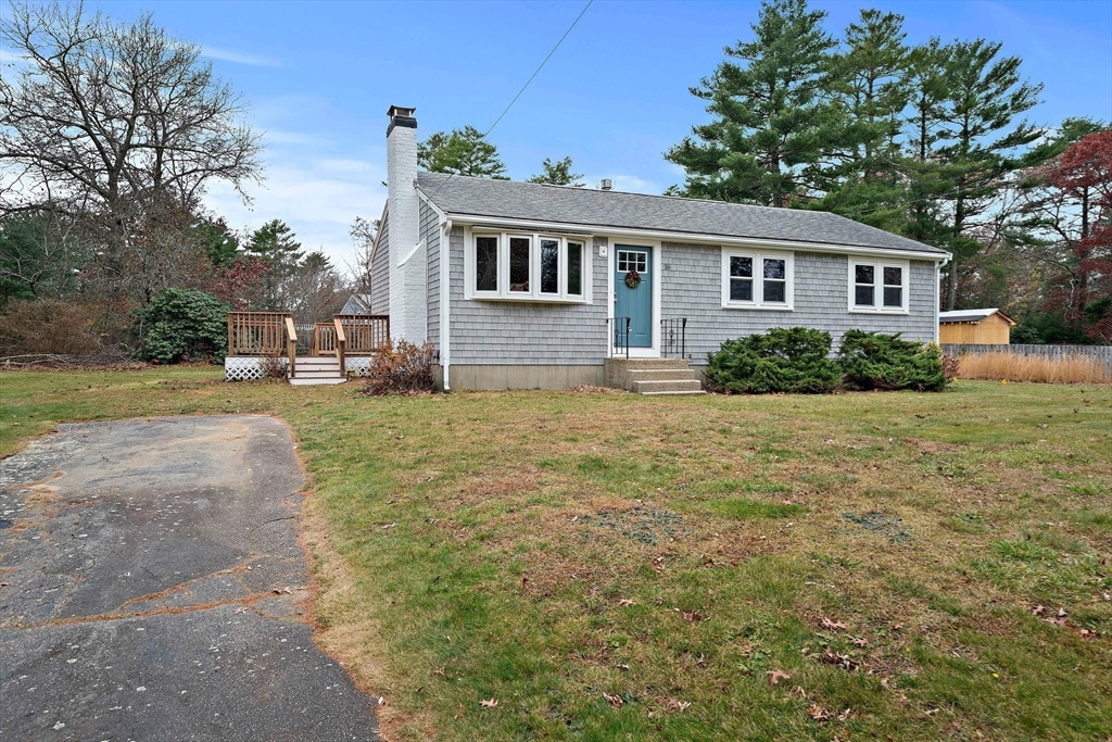 16 Cornish St, Carver, Massachusetts, 3 Bedrooms Bedrooms, 5 Rooms Rooms,1 BathroomBathrooms,Residential,For Sale,Cornish St,73315260