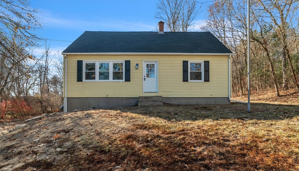 15 Nash Hill Rd, Ludlow, Massachusetts, 4 Bedrooms Bedrooms, 6 Rooms Rooms,2 BathroomsBathrooms,Residential,For Sale,Nash Hill Rd,73315287