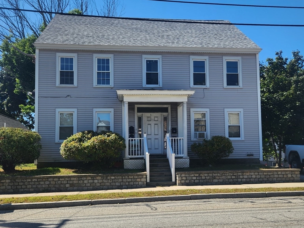 308 Broadway, Methuen, Massachusetts, 1 Bedroom Bedrooms, 2 Rooms Rooms,1 BathroomBathrooms,Residential Lease,For Rent,Broadway,73315314