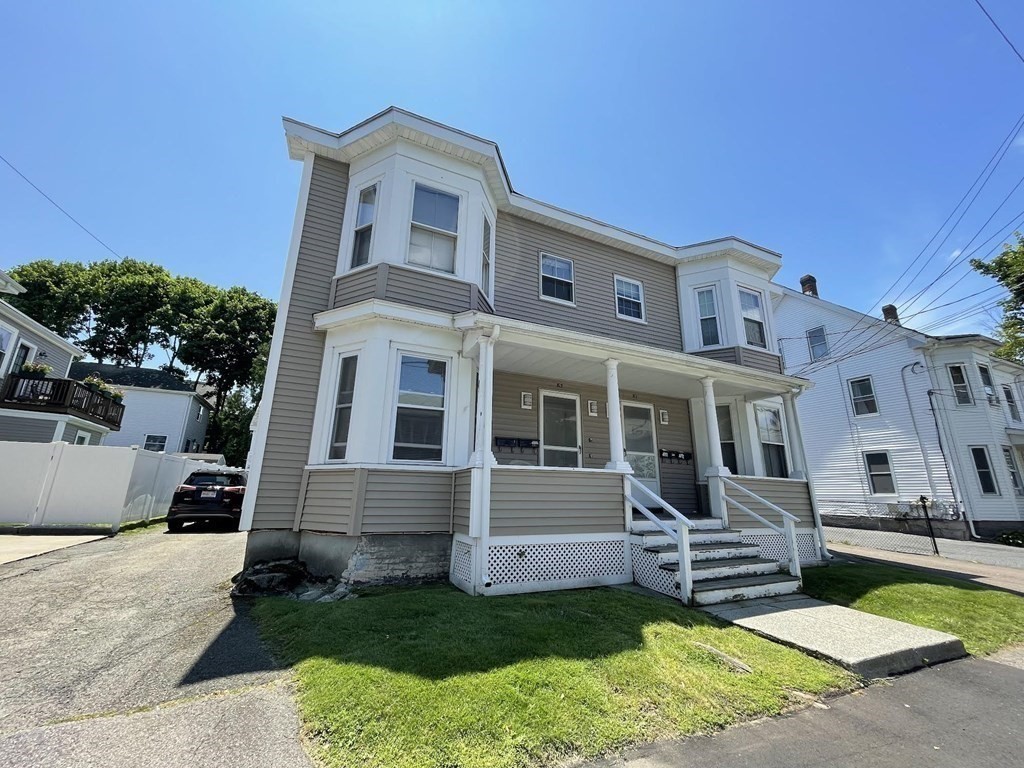 83 Taylor Street, Waltham, Massachusetts, 1 Bedroom Bedrooms, 3 Rooms Rooms,1 BathroomBathrooms,Residential Lease,For Rent,Taylor Street,73315340