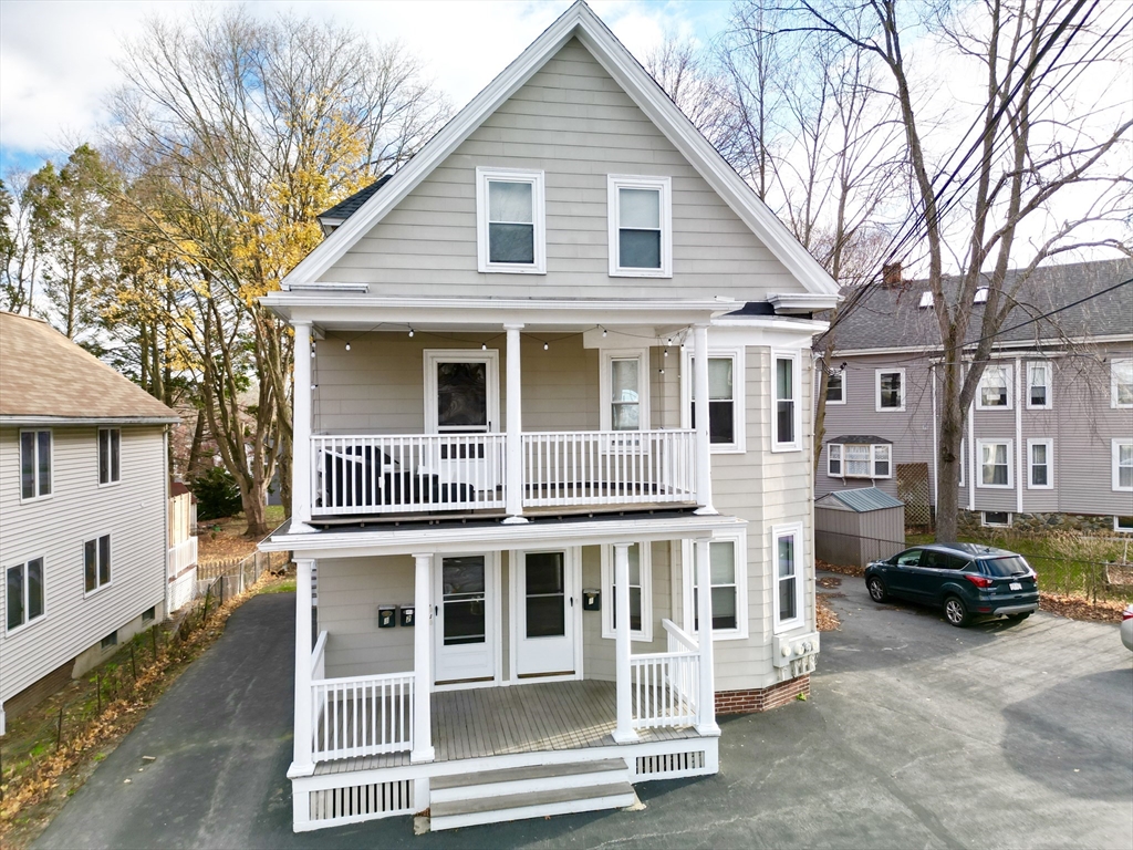 1 South Lincoln Street, Haverhill, Massachusetts, 2 Bedrooms Bedrooms, 5 Rooms Rooms,1 BathroomBathrooms,Residential Lease,For Rent,South Lincoln Street,73315393