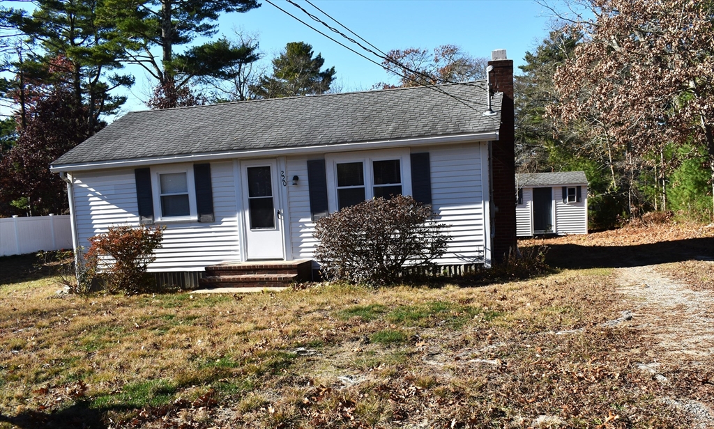 220 Park Ave, Wareham, Massachusetts, 2 Bedrooms Bedrooms, 4 Rooms Rooms,1 BathroomBathrooms,Residential,For Sale,Park Ave,73315441