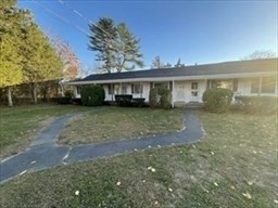 2667 Cranberry Hwy, Wareham, Massachusetts, 1 Bedroom Bedrooms, 3 Rooms Rooms,1 BathroomBathrooms,Residential Lease,For Rent,Cranberry Hwy,73315528