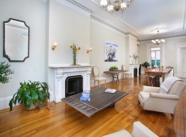 615 Massachusetts Ave, Boston, Massachusetts, 3 Bedrooms Bedrooms, 6 Rooms Rooms,2 BathroomsBathrooms,Residential,For Sale,Massachusetts Ave,73254148