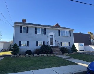 33 Central, Winthrop, Massachusetts, 2 Bedrooms Bedrooms, 6 Rooms Rooms,1 BathroomBathrooms,Residential Lease,For Rent,Central,73315728