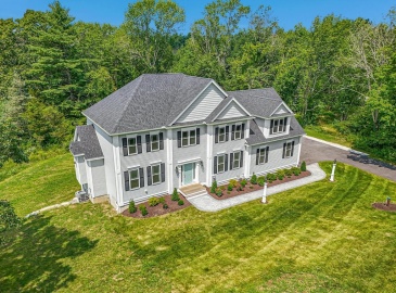 457 Lincoln Rd, Walpole, Massachusetts, 4 Bedrooms Bedrooms, 9 Rooms Rooms,2.5 BathroomsBathrooms,Residential,For Sale,Lincoln Rd,73275506