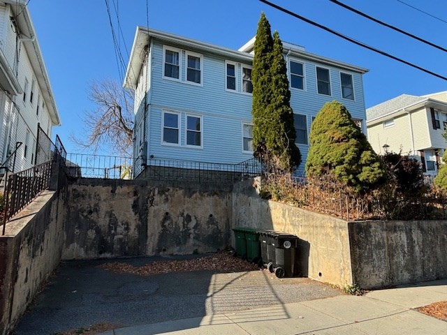 46-48 Keenan Street, Watertown, Massachusetts, 4 Bedrooms Bedrooms, 10 Rooms Rooms,2 BathroomsBathrooms,Residential Income,For Sale,Keenan Street,73315926