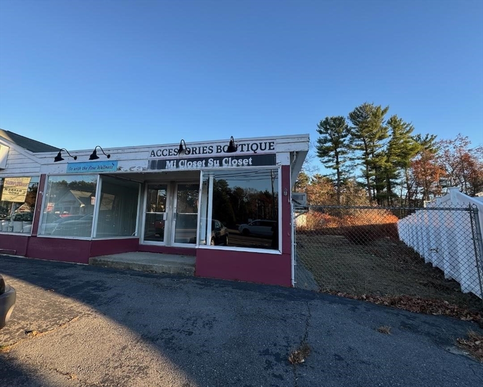 56 W. Main St, Norton, Massachusetts, ,Commercial Lease,For Rent,W. Main St,73315944