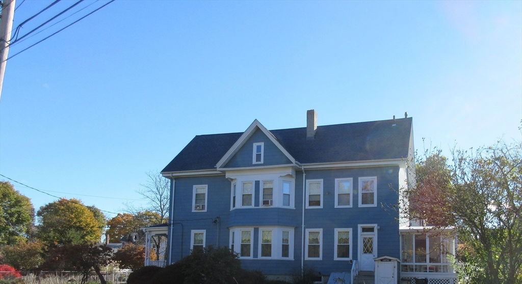 56 Pine St, Taunton, Massachusetts, 9 Bedrooms Bedrooms, 16 Rooms Rooms,3 BathroomsBathrooms,Residential Income,For Sale,Pine St,73311336