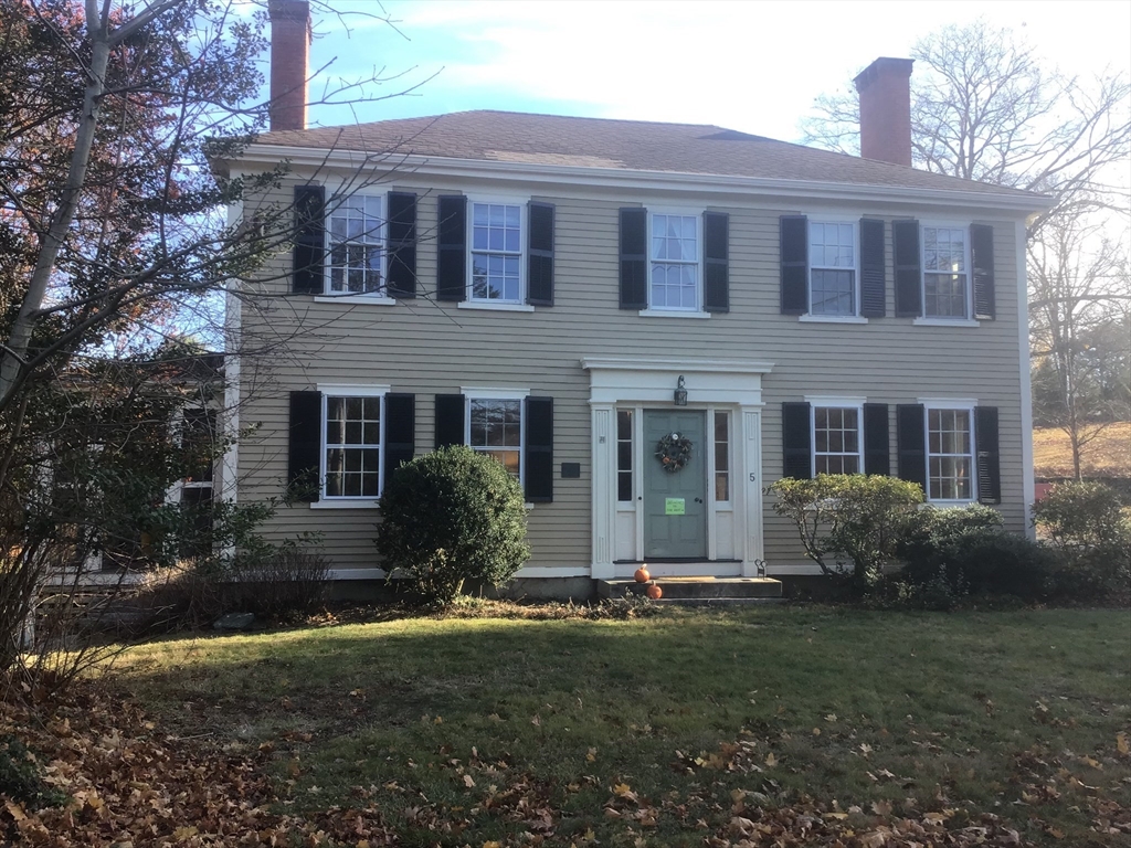 5 Nemasket St, Middleboro, Massachusetts, 6 Bedrooms Bedrooms, 14 Rooms Rooms,3 BathroomsBathrooms,Residential Income,For Sale,Nemasket St,73316052