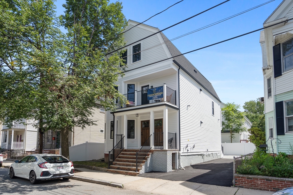 41-43 Prichard Ave, Somerville, Massachusetts, 3 Bedrooms Bedrooms, 8 Rooms Rooms,3.5 BathroomsBathrooms,Residential,For Sale,Prichard Ave,73316752