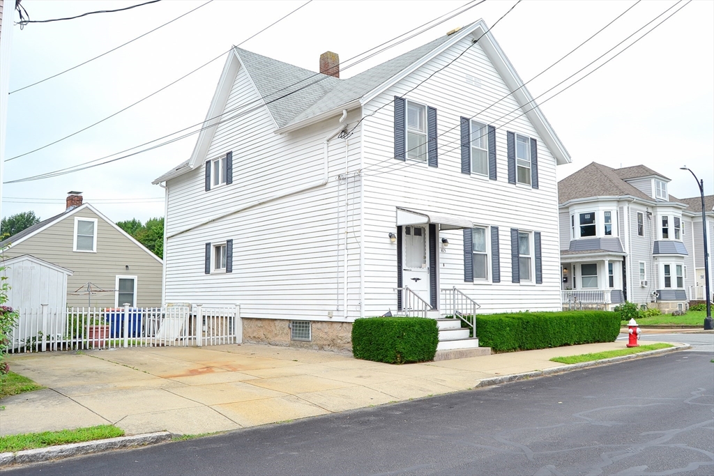 415 Chancery St, New Bedford, Massachusetts, 4 Bedrooms Bedrooms, 14 Rooms Rooms,2 BathroomsBathrooms,Residential Income,For Sale,Chancery St,73316830