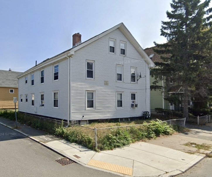 64 South St, Lynn, Massachusetts, 5 Bedrooms Bedrooms, 12 Rooms Rooms,2 BathroomsBathrooms,Residential Income,For Sale,South St,73317141