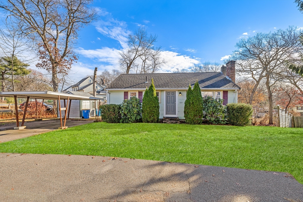 123 Pond St, Randolph, Massachusetts, 3 Bedrooms Bedrooms, 5 Rooms Rooms,2 BathroomsBathrooms,Residential,For Sale,Pond St,73317204