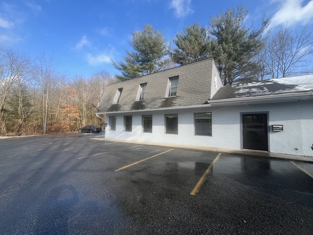 447 E Central Street, Franklin, Massachusetts, ,Commercial Lease,For Rent,E Central Street,73318040