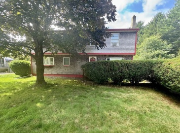 28 Carl Dr, Tiverton, Rhode Island, 4 Bedrooms Bedrooms, 7 Rooms Rooms,2 BathroomsBathrooms,Residential,For Sale,Carl Dr,73265723