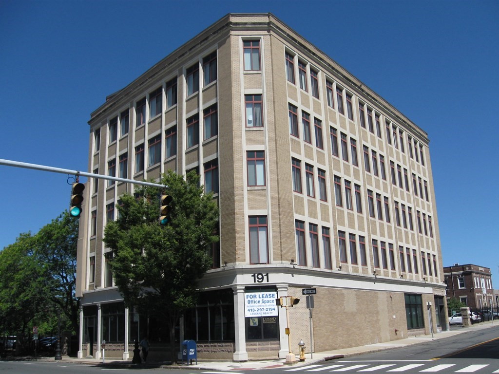 191 Chestnut Street, Springfield, Massachusetts, ,Commercial Sale,For Sale,Chestnut Street,73154316