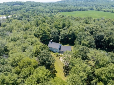 9 Plummers Ln, Newbury, Massachusetts, 4 Bedrooms Bedrooms, 10 Rooms Rooms,2.5 BathroomsBathrooms,Residential,For Sale,Plummers Ln,73261449