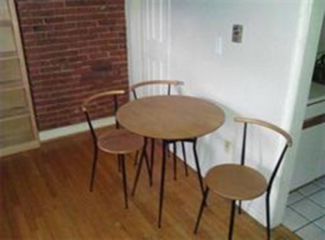 29 Division St, Chelsea, Massachusetts, 1 Bedroom Bedrooms, 4 Rooms Rooms,1 BathroomBathrooms,Residential,For Sale,Division St,73119961