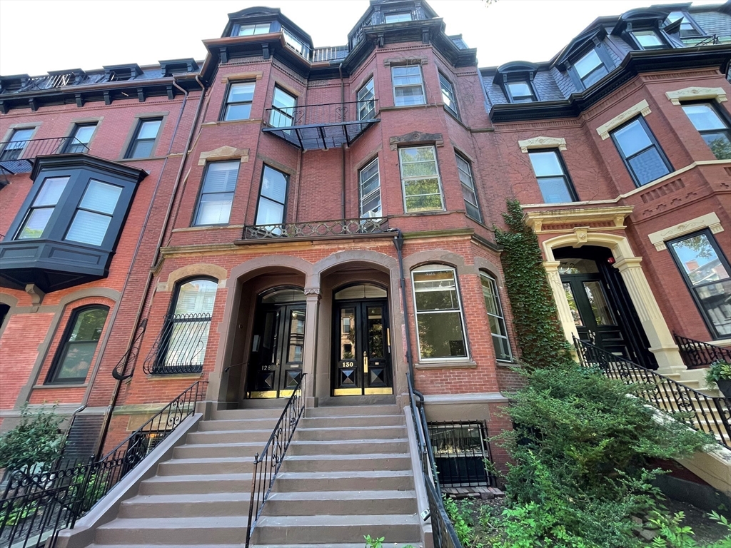 130 Marlborough St, Boston, Massachusetts, 1 Room Rooms,1 BathroomBathrooms,Residential Lease,For Rent,Marlborough St,73318489