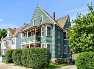 36-38 Willow St, Newton, Massachusetts, 5 Bedrooms Bedrooms, 15 Rooms Rooms,3 BathroomsBathrooms,Residential Income,For Sale,Willow St,73275405