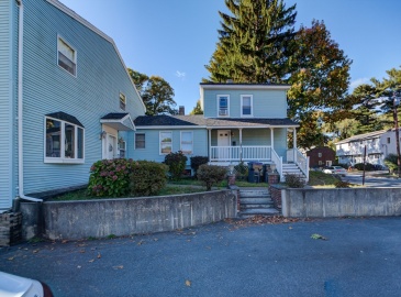 126 Pelham St, Methuen, Massachusetts, 6 Bedrooms Bedrooms, 17 Rooms Rooms,3 BathroomsBathrooms,Residential Income,For Sale,Pelham St,73304160