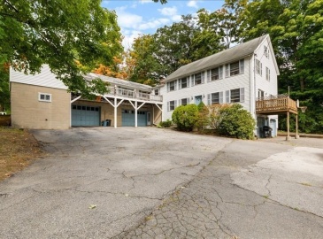 1 Mount Vernon St, Haverhill, Massachusetts, 8 Bedrooms Bedrooms, 15 Rooms Rooms,4.5 BathroomsBathrooms,Residential Income,For Sale,Mount Vernon St,73287562