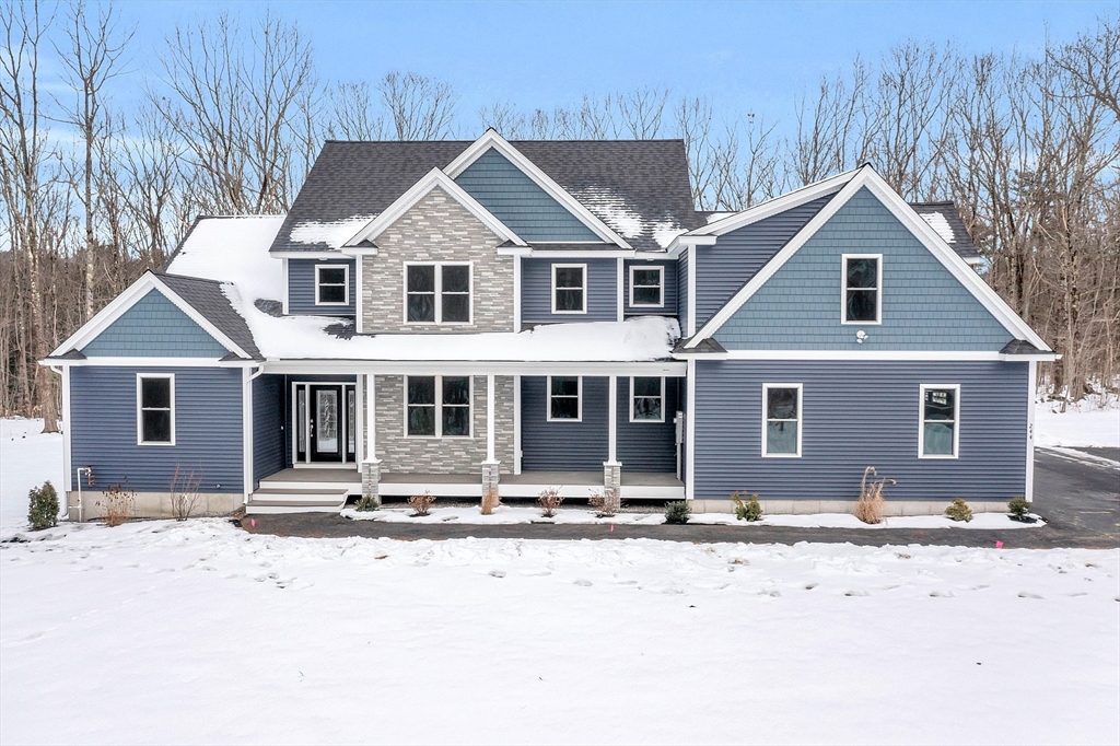244 Davis Rd, Westminster, Massachusetts, 4 Bedrooms Bedrooms, 9 Rooms Rooms,3.5 BathroomsBathrooms,Residential,For Sale,Davis Rd,73268525