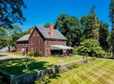 11 Waldingfield Rd, Ipswich, Massachusetts, 6 Bedrooms Bedrooms, 11 Rooms Rooms,5.5 BathroomsBathrooms,Residential,For Sale,Waldingfield Rd,73283874