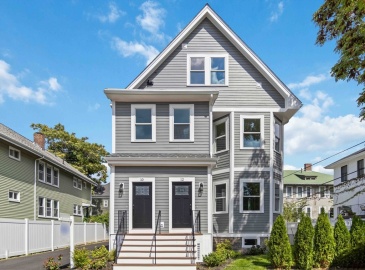 10 Feneno Terrace, Brookline, Massachusetts, 5 Bedrooms Bedrooms, 8 Rooms Rooms,4 BathroomsBathrooms,Residential,For Sale,Feneno Terrace,73284511