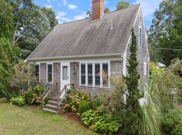 153 Tower Hill Circle, Brewster, Massachusetts, 4 Bedrooms Bedrooms, 6 Rooms Rooms,2 BathroomsBathrooms,Residential,For Sale,Tower Hill Circle,73260440