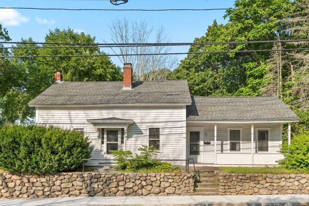 616 Park Street, Attleboro, Massachusetts, 3 Bedrooms Bedrooms, 8 Rooms Rooms,1 BathroomBathrooms,Residential,For Sale,Park Street,73275503