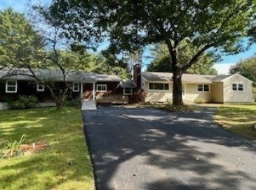 207 Central St, Rowley, Massachusetts, 5 Bedrooms Bedrooms, 11 Rooms Rooms,3 BathroomsBathrooms,Residential Income,For Sale,Central St,73296396