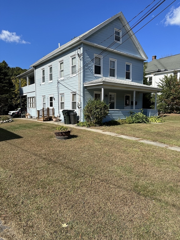 658 School St, Webster, Massachusetts, 5 Bedrooms Bedrooms, 11 Rooms Rooms,3 BathroomsBathrooms,Residential Income,For Sale,School St,73300078