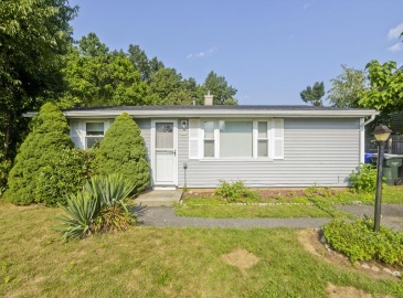69 Brandon Ave, Springfield, Massachusetts, 4 Bedrooms Bedrooms, 6 Rooms Rooms,1.5 BathroomsBathrooms,Residential,For Sale,Brandon Ave,73272938