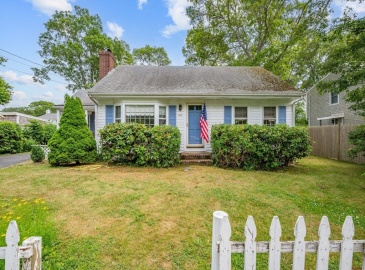 358 Old Craigville Rd, Barnstable, Massachusetts, 3 Bedrooms Bedrooms, 7 Rooms Rooms,1 BathroomBathrooms,Residential,For Sale,Old Craigville Rd,73258579