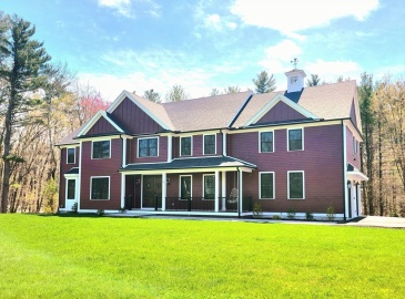 17 Charles Street, North Reading, Massachusetts, 4 Bedrooms Bedrooms, 14 Rooms Rooms,6.5 BathroomsBathrooms,Residential,For Sale,Charles Street,73227862